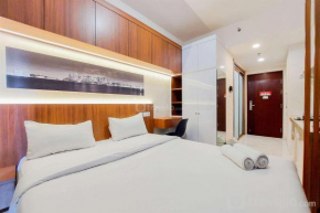 Fully Furnished and Simply Studio at Sky House BSD Apartment By Travelio